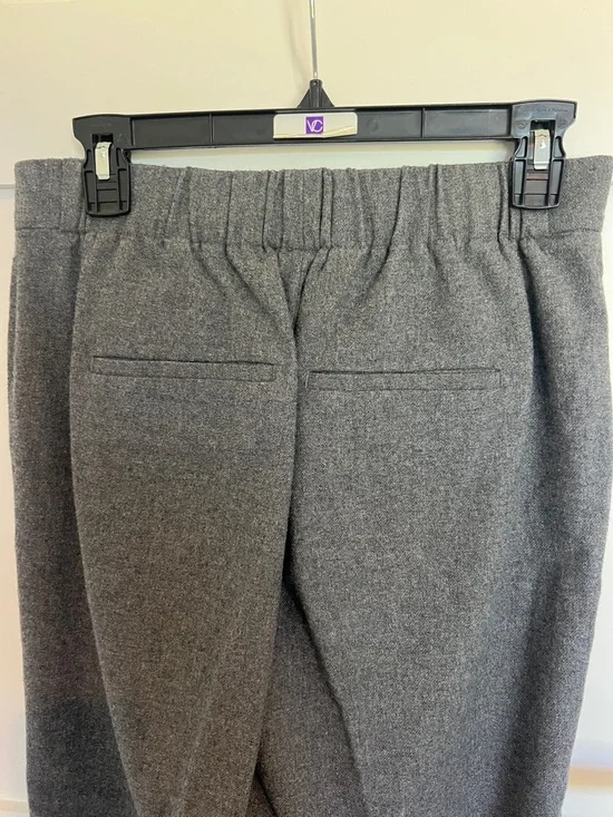 Vince Gray High-Rise Cropped Dress Pants - Picture 2 of 3